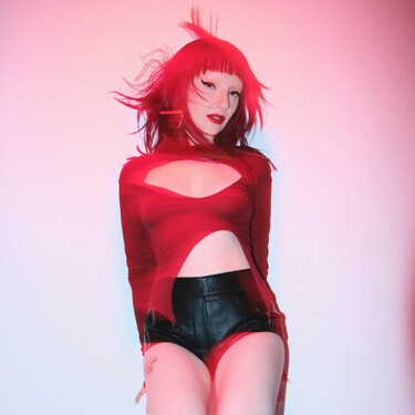 Sophie And The Giants - Red Light
